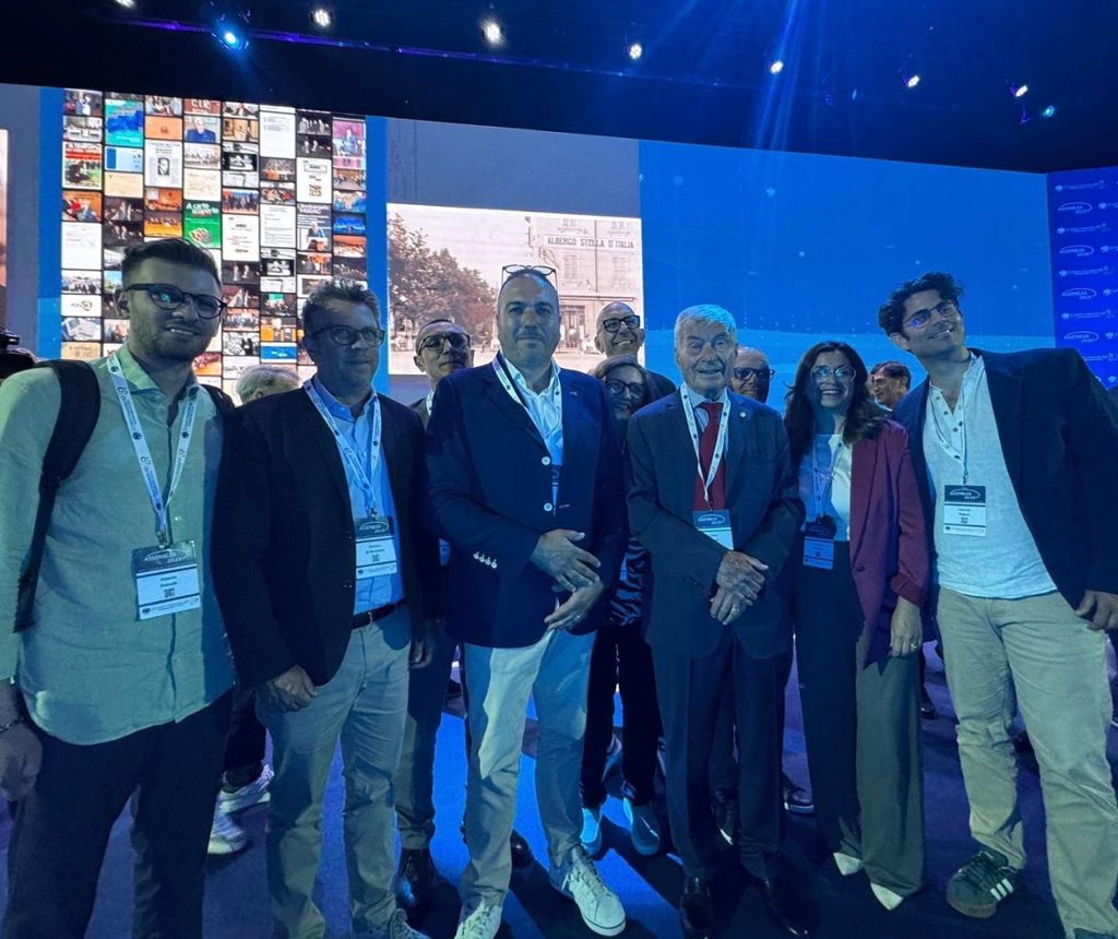 Assemblea Generale Confcommercio 2025: numerosa delegazione di Confcommercio Siracusa incontra il Presidente Sangalli