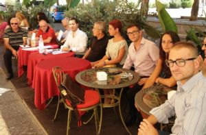 «Notte nera», corteo degli imprenditori e dei commercianti strozzati dalla crisi