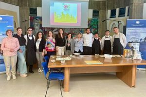 Laboratorio didattico FIPE-Confcommercio Siracusa: i bambini scoprono la pasta di mandorla con i maestri della ristorazione